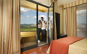 Hotel Cristallo Di La Rosetta Srl